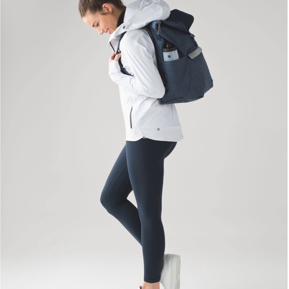 Lululemon Rise & Shine Backpack
Astro Blue - Picture 2 of 13